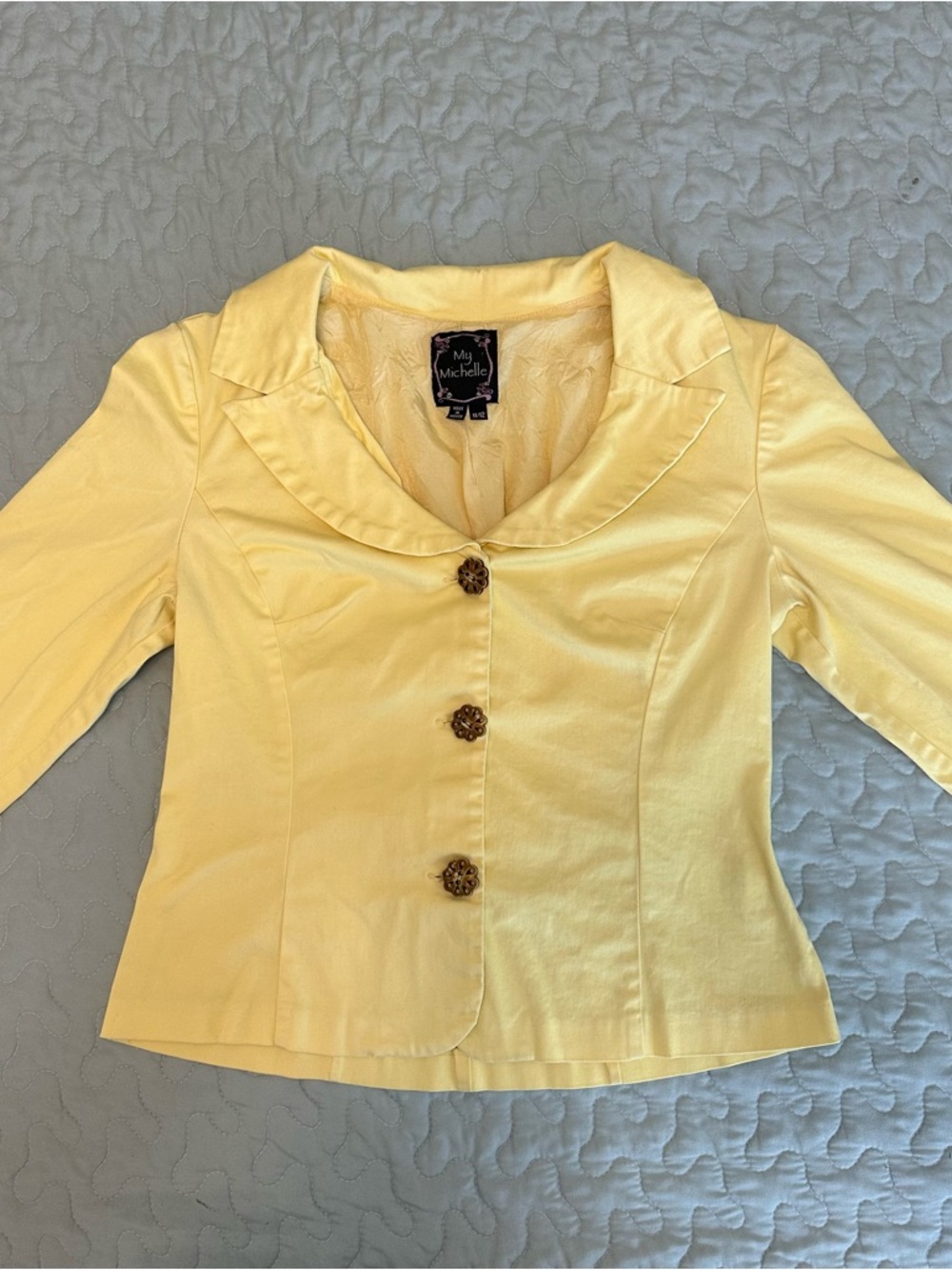 Vintage My Michelle Butter Yellow Flower-Shaped Button Women’s Blazer